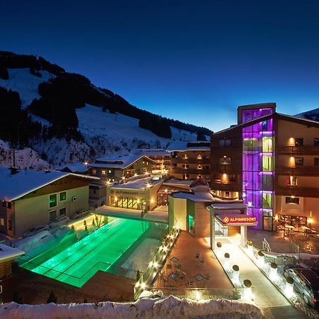 Alpinresort Valsaa - Sport & Spa Saalbach-Hinterglemm Exterior foto