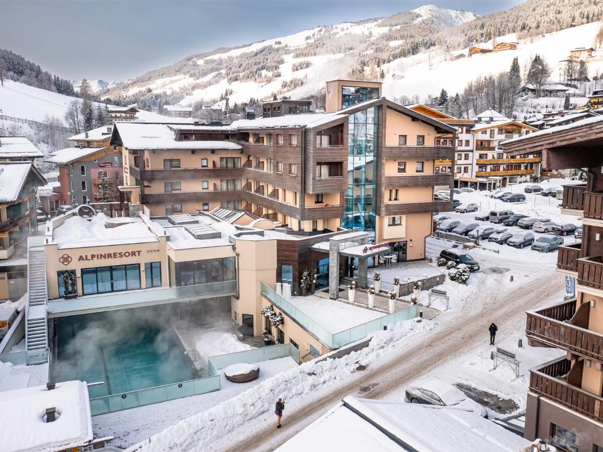 Alpinresort Valsaa - Sport & Spa Saalbach-Hinterglemm Exterior foto